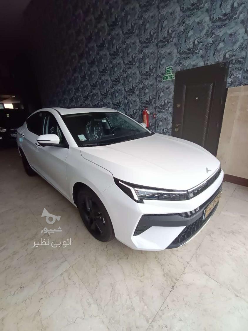 کی ام سی EJ7 142 کیلووات - 1404