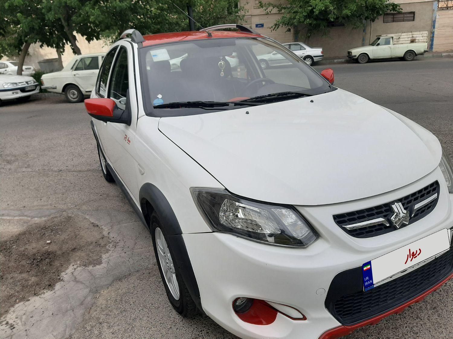 خودرو کوییک، R آگهی ann_17999387