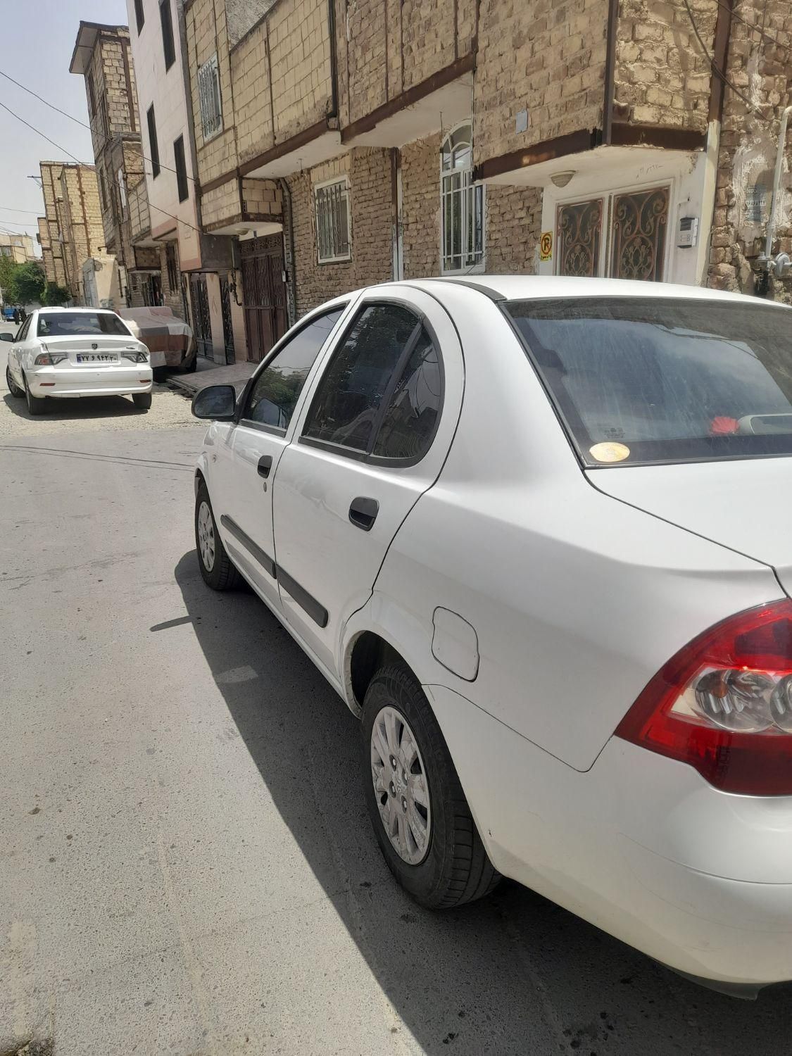 تیبا صندوق دار SX - 1392