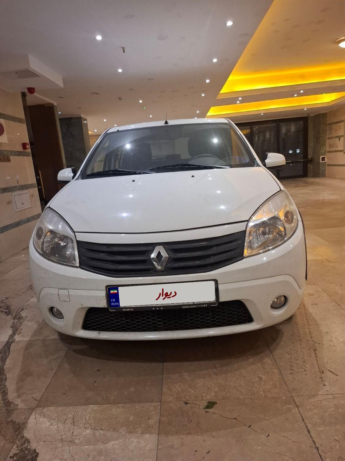 خودرو رنو، ساندرو آگهی ann_17999858