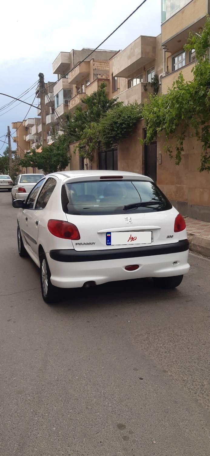 پژو 206 تیپ 2 - 1390
