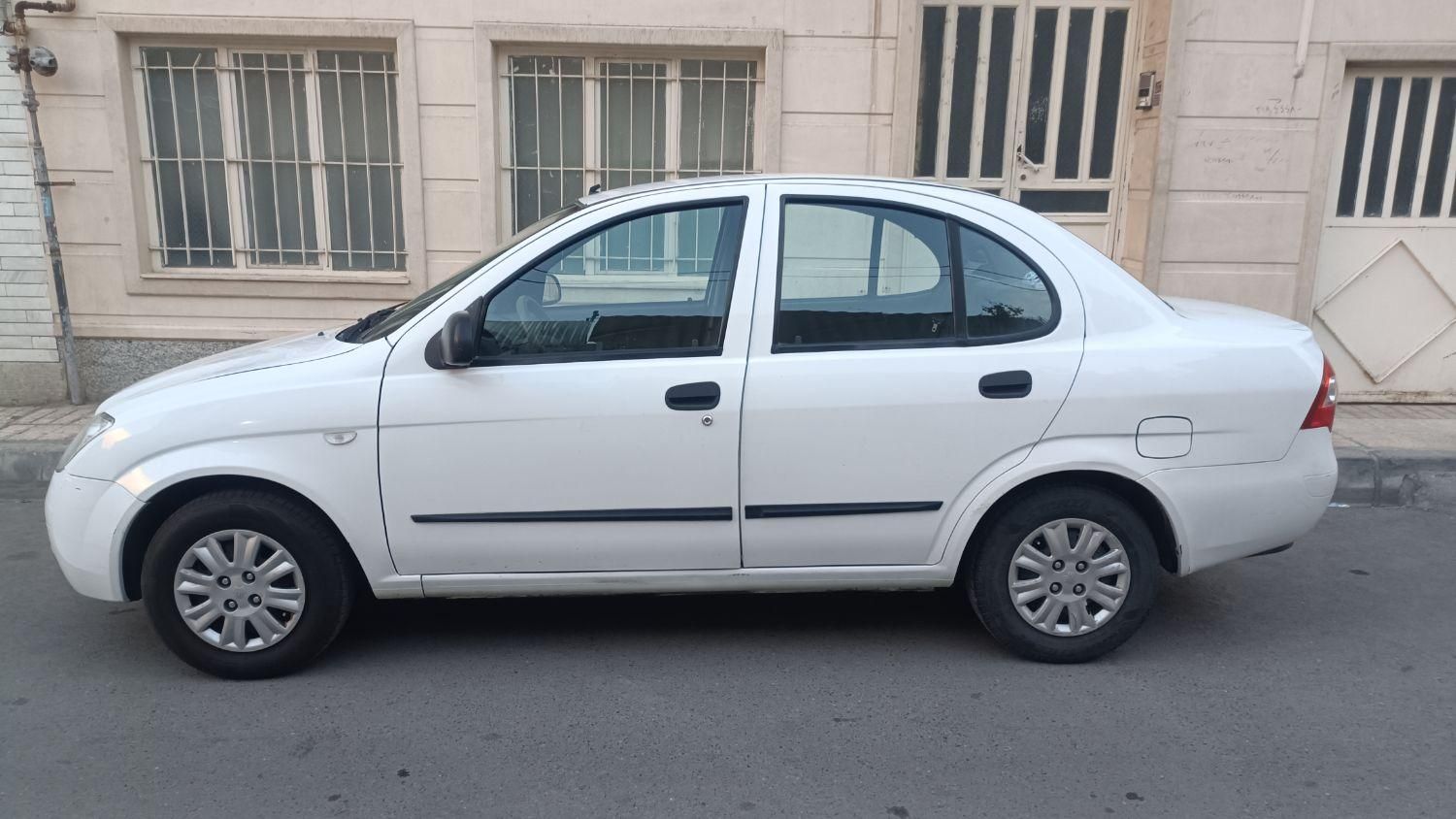 تیبا صندوق دار SX - 1397