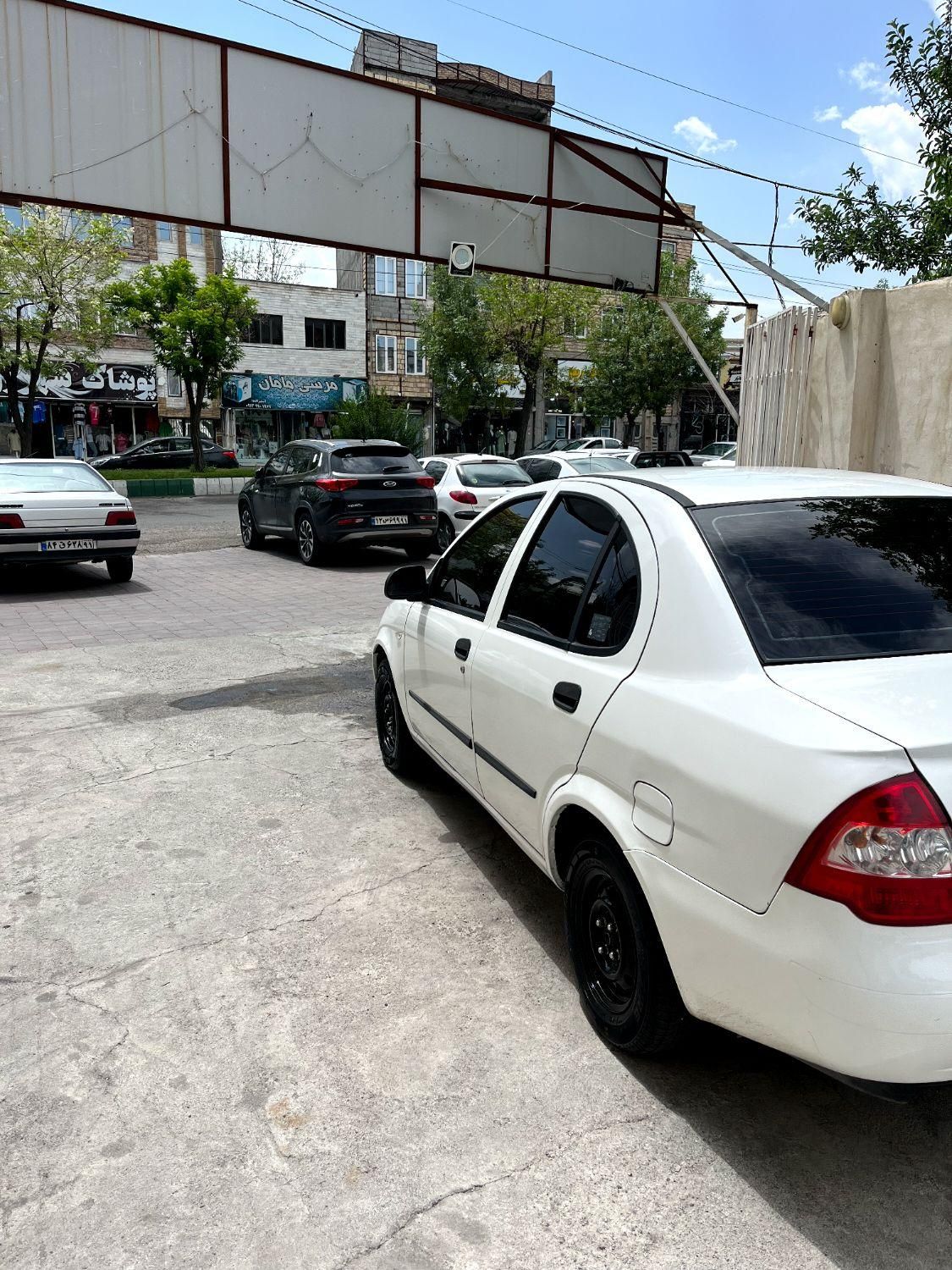 تیبا صندوق دار SX - 1401