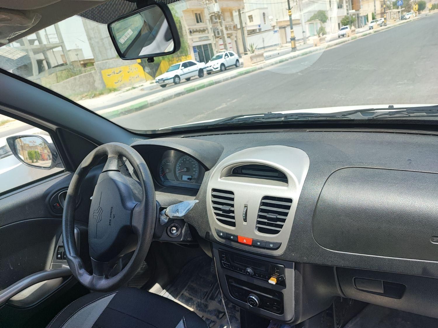 خودرو کوییک، R آگهی ann_18000666