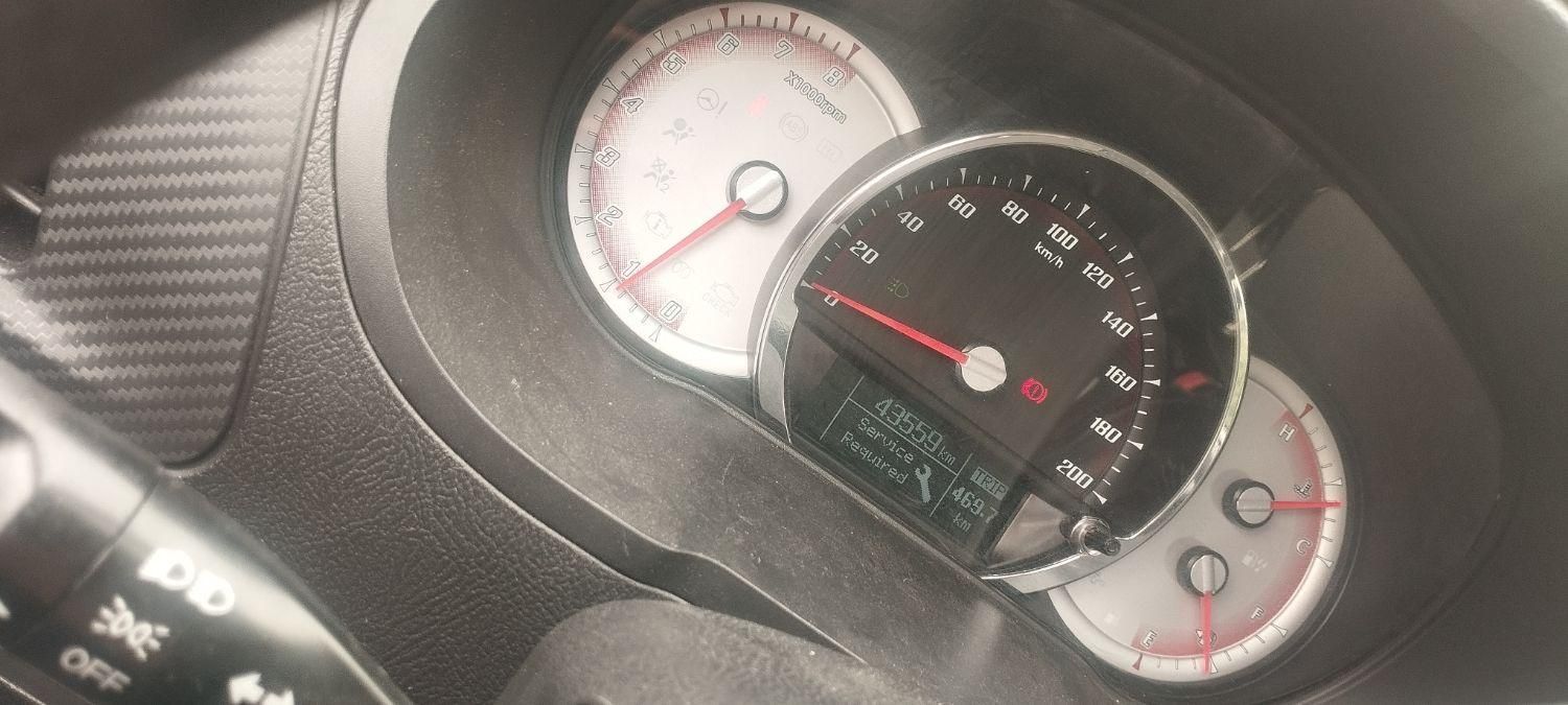 کوییک S دنده ای - 1402