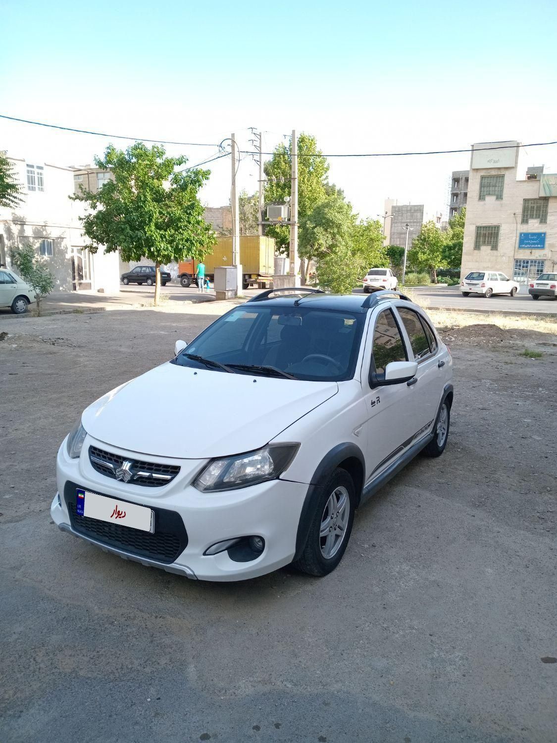 خودرو کوییک، R آگهی ann_18001473