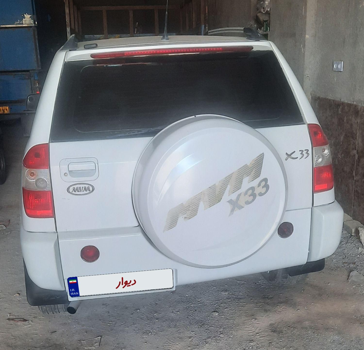 خودرو ام وی ام، X33 آگهی ann_18001799