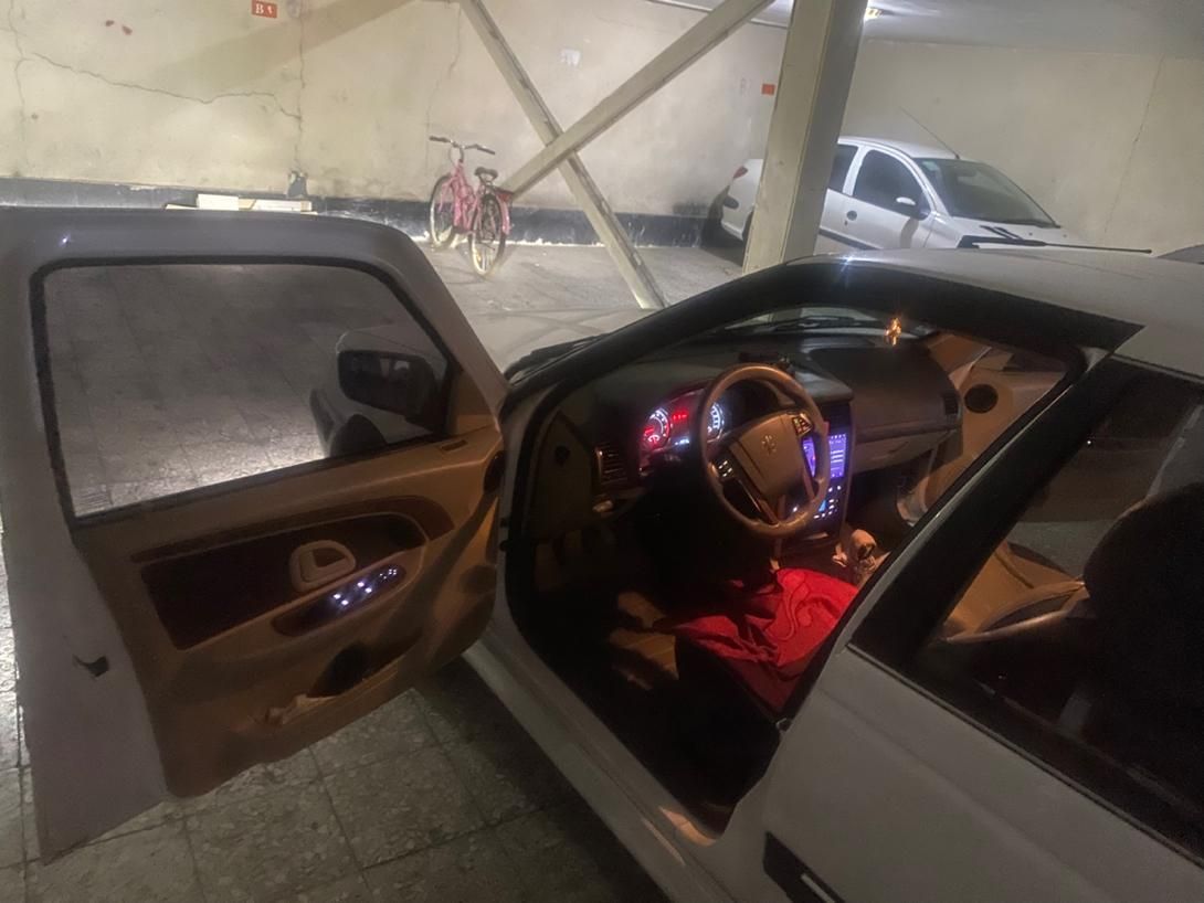 پژو پارس سال - 1402