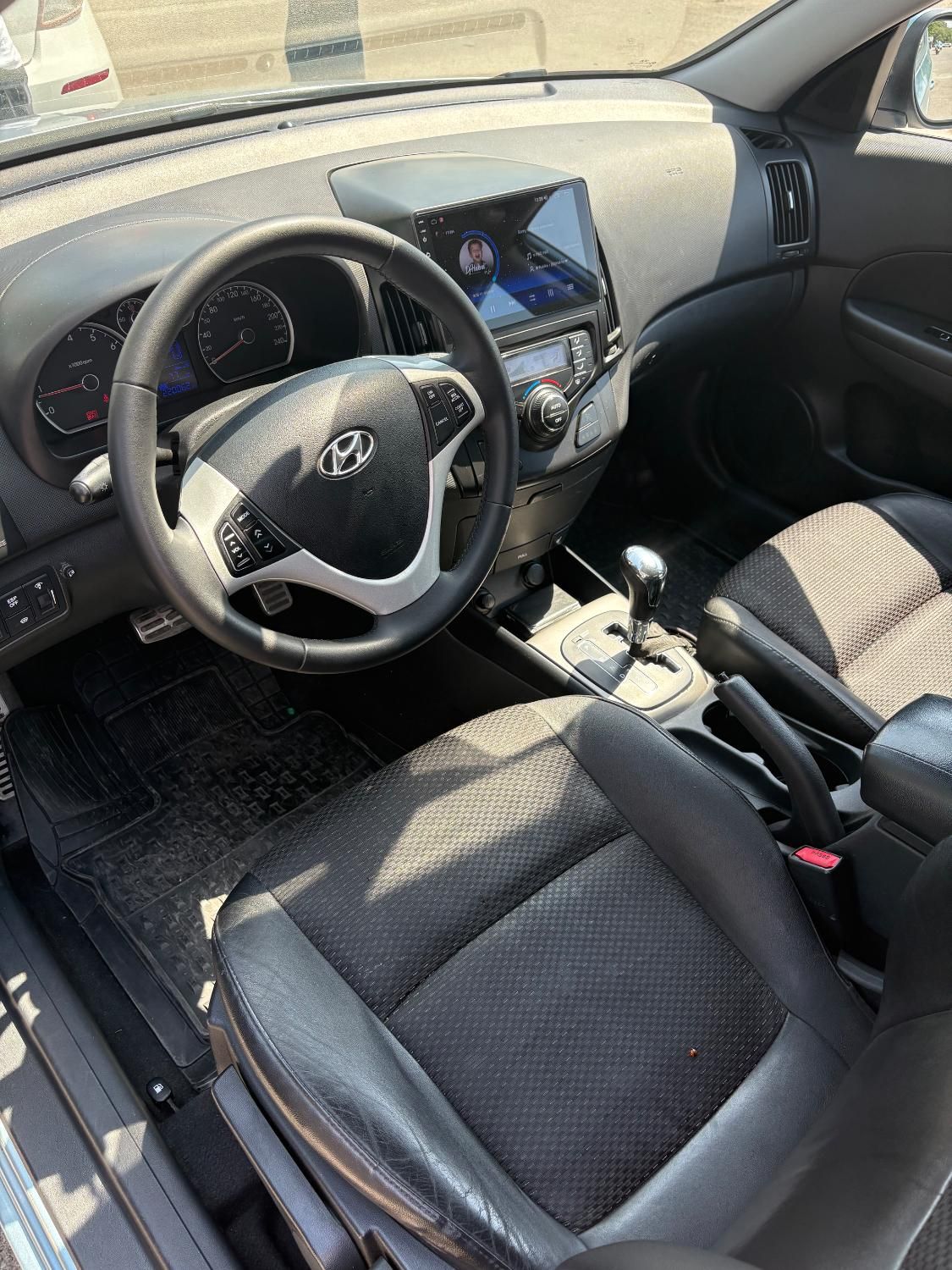 هیوندای i30 فول وارداتی - 2011