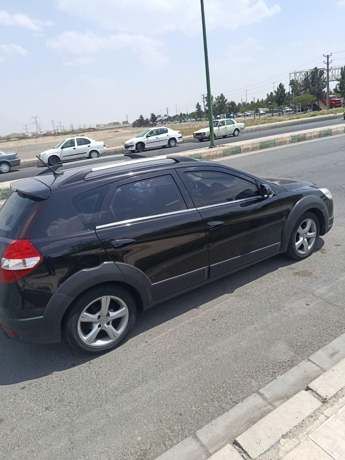 خودرو دانگ فنگ، H30 کراس آگهی ann_18004084