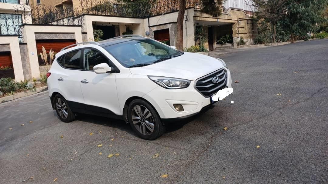 هیوندای توسان 2.4 لیتر - 2015