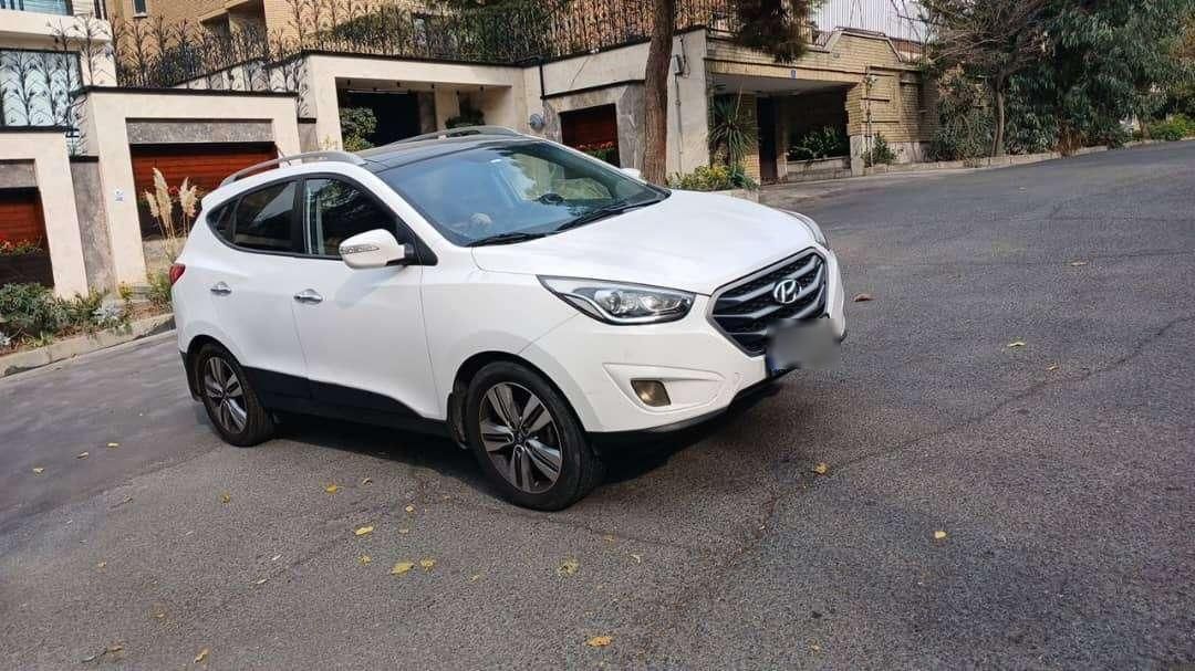 هیوندای توسان 2.4 لیتر - 2015