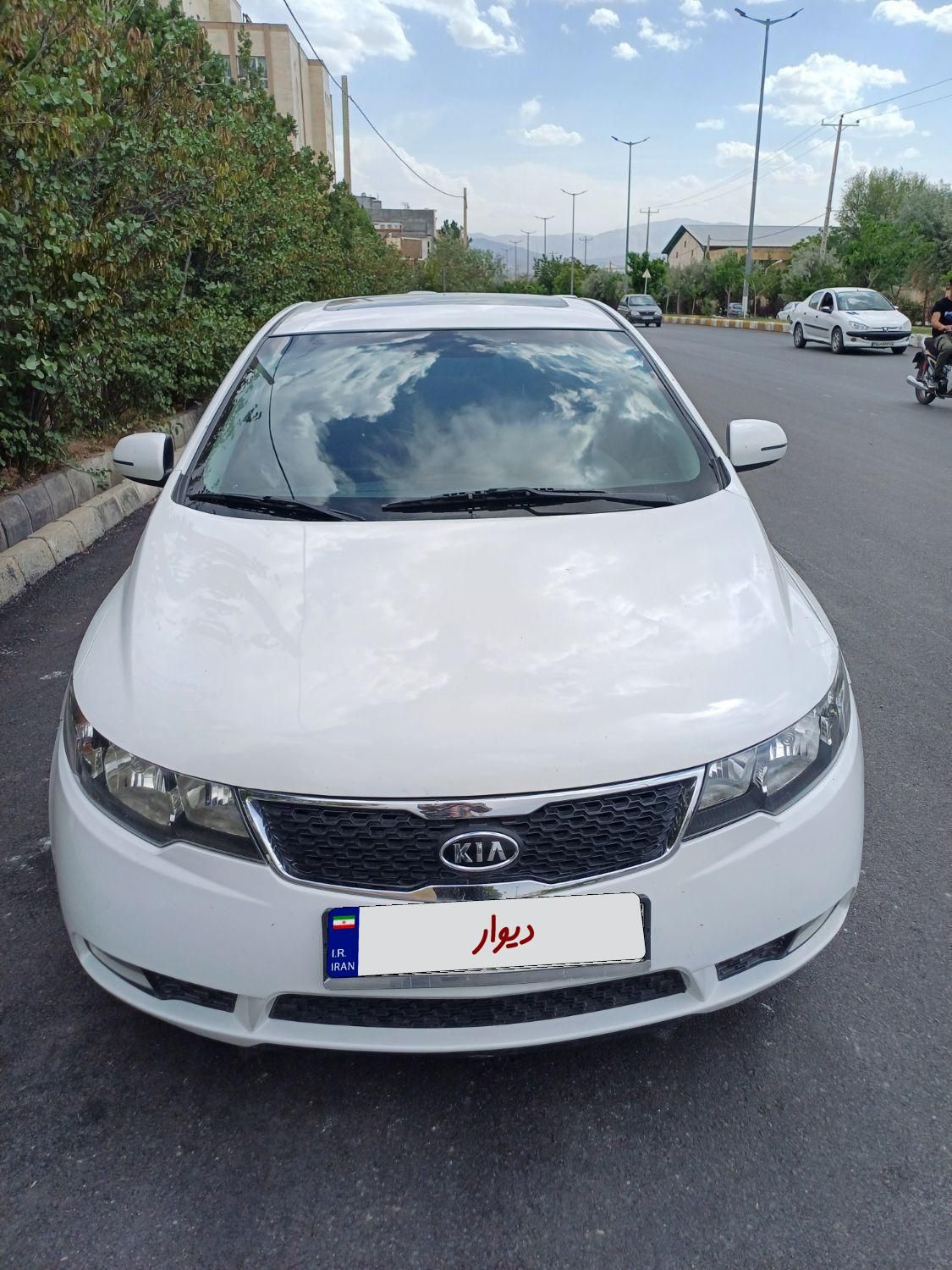 خودرو کیا، سراتو مونتاژ آگهی ann_18004638