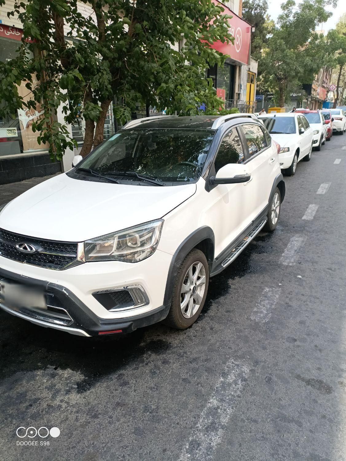 خودرو ام وی ام، X22 آگهی ann_18004707