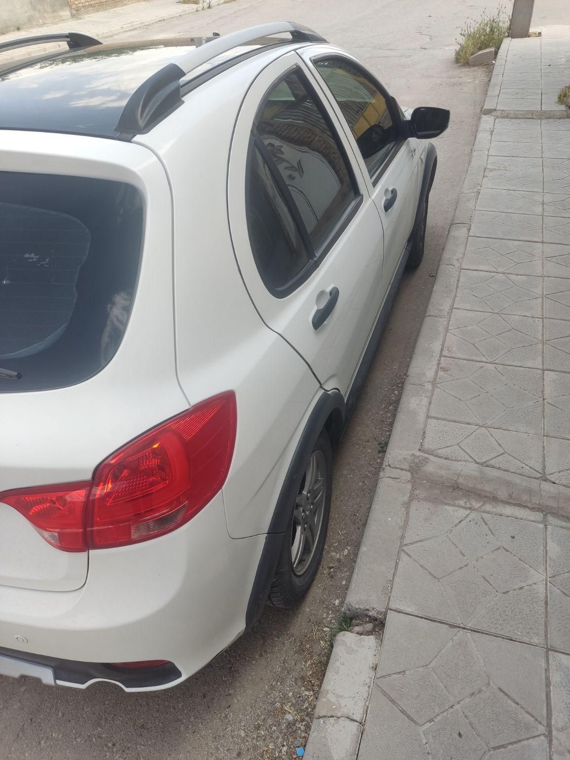 خودرو کوییک، R آگهی ann_18005238