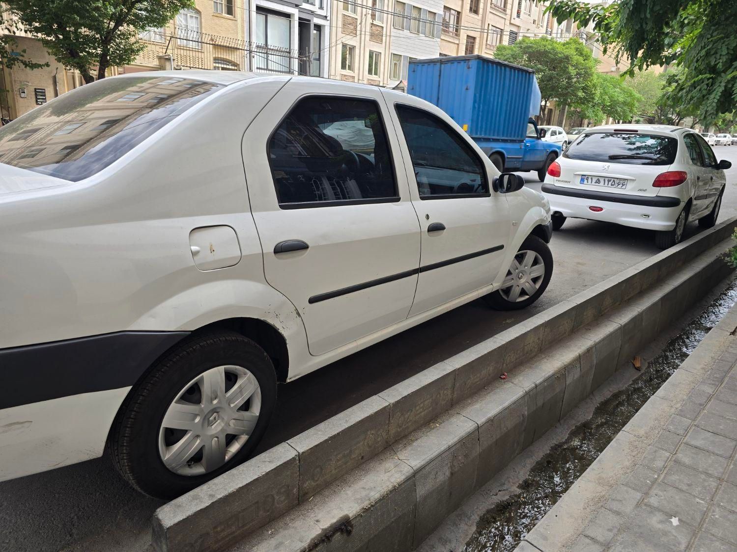 رنو تندر 90 E1 - 1389