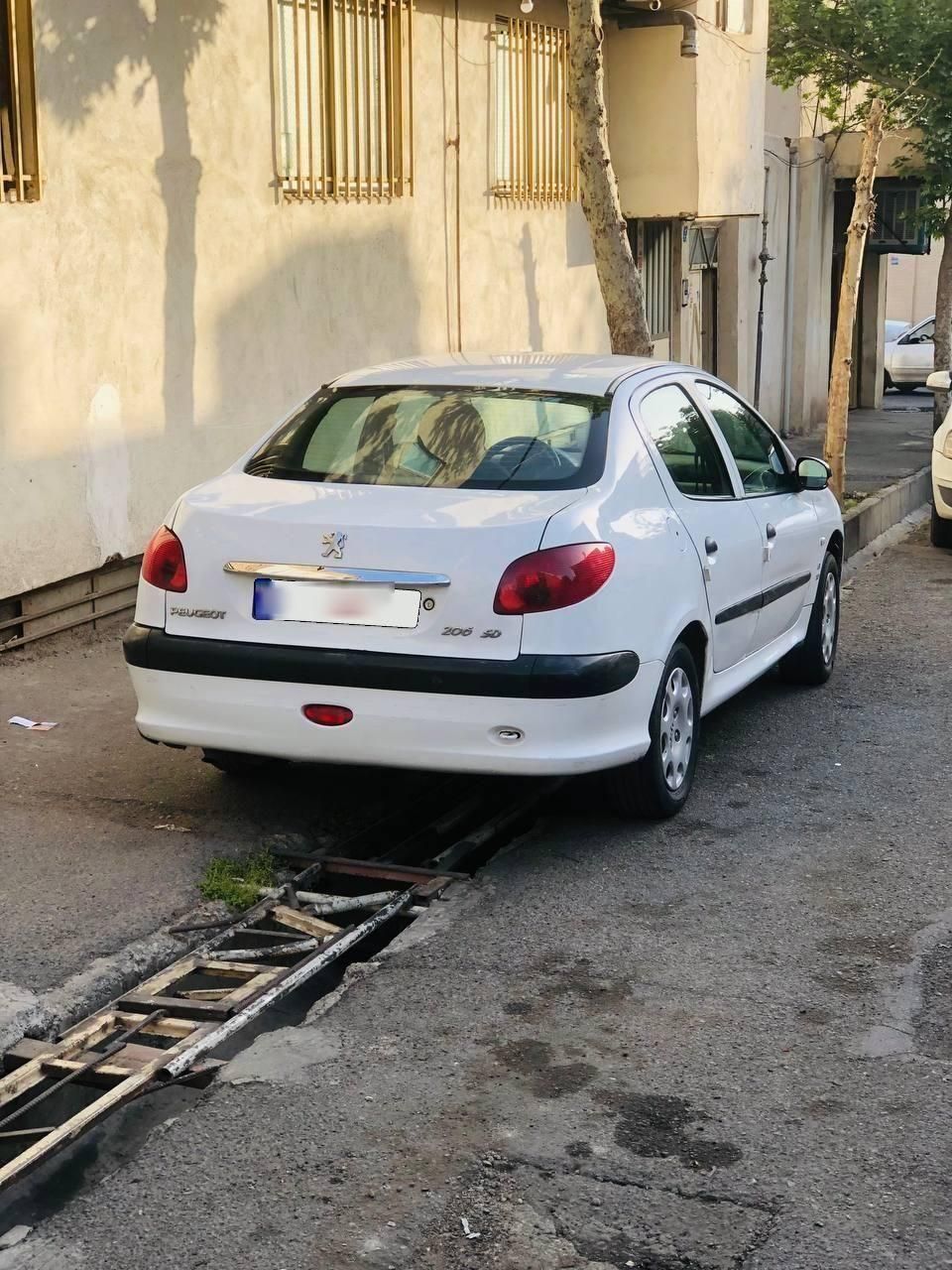 پژو 206 SD v8 - 1390