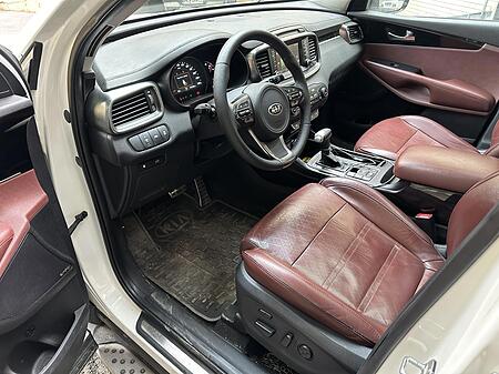 کیا سورنتو نیمه فول UM - 2017