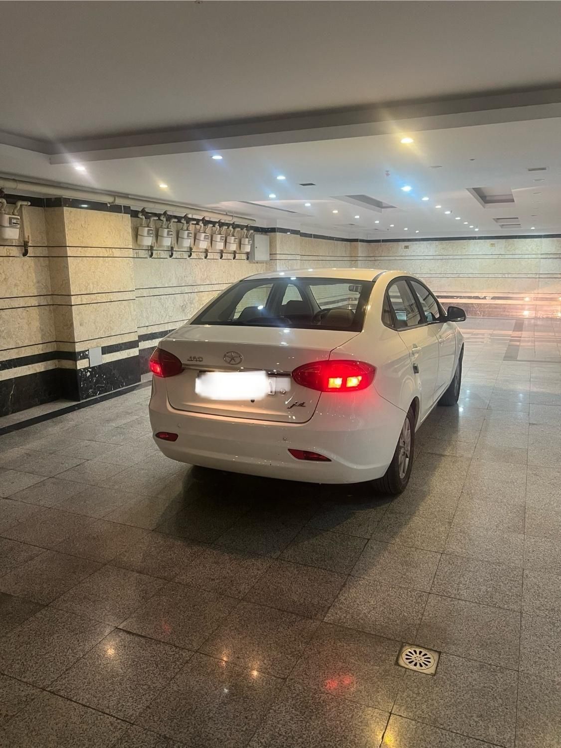 جک J4 اتوماتیک - 2021