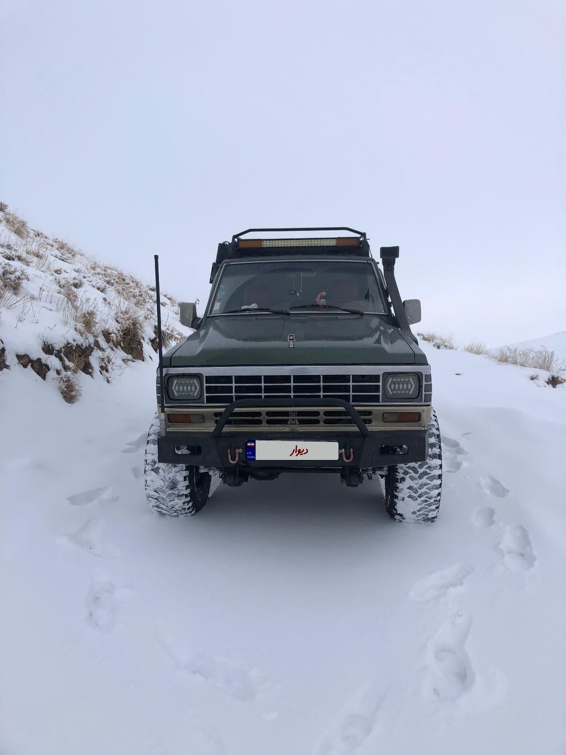 نیسان پاترول دو درب دنده‌ای - 1997