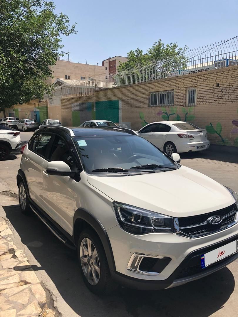 ام وی ام X22 دنده ای اسپرت لاکچری - 2022
