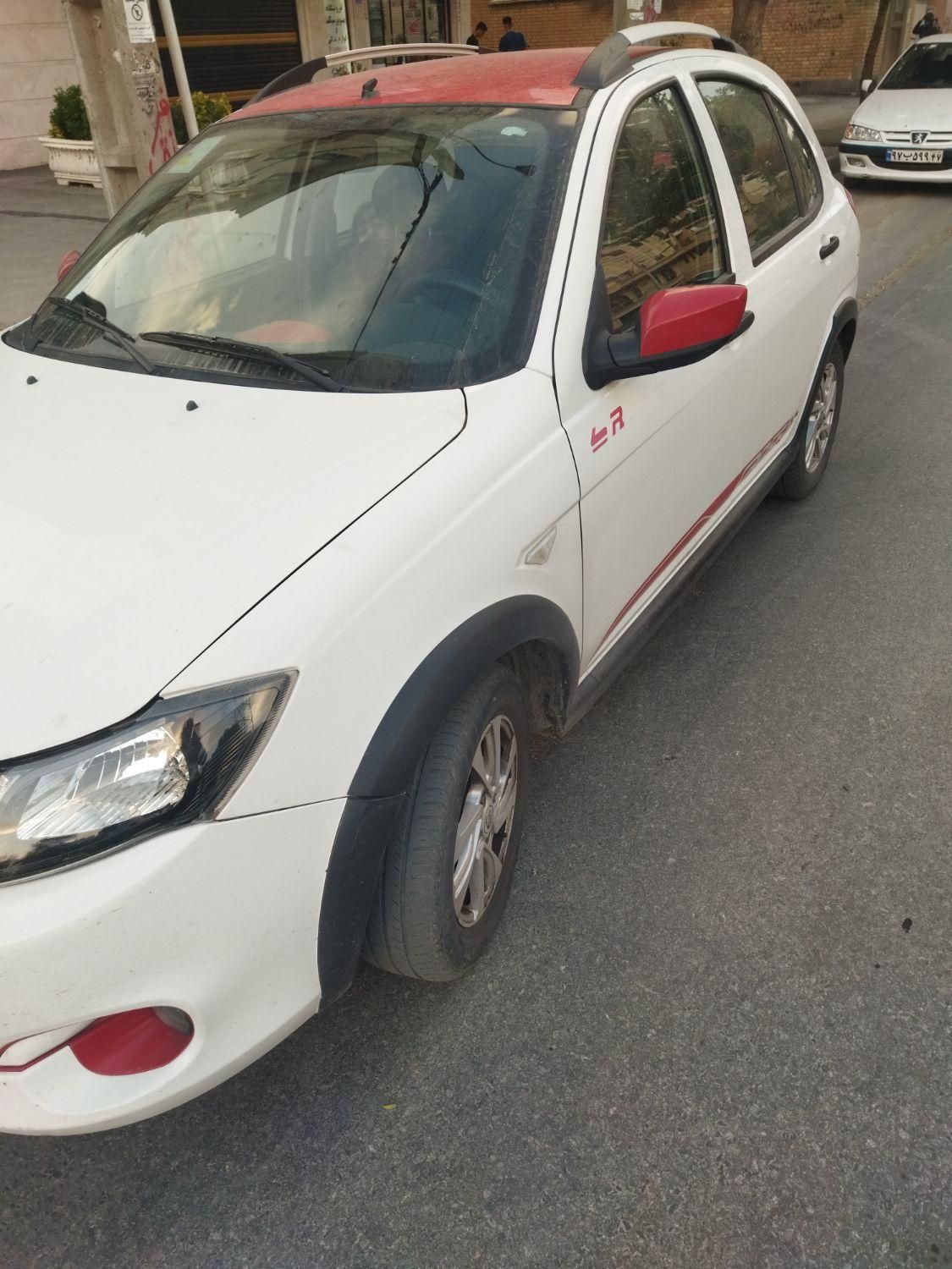 کوییک R دنده‌ای - 1399