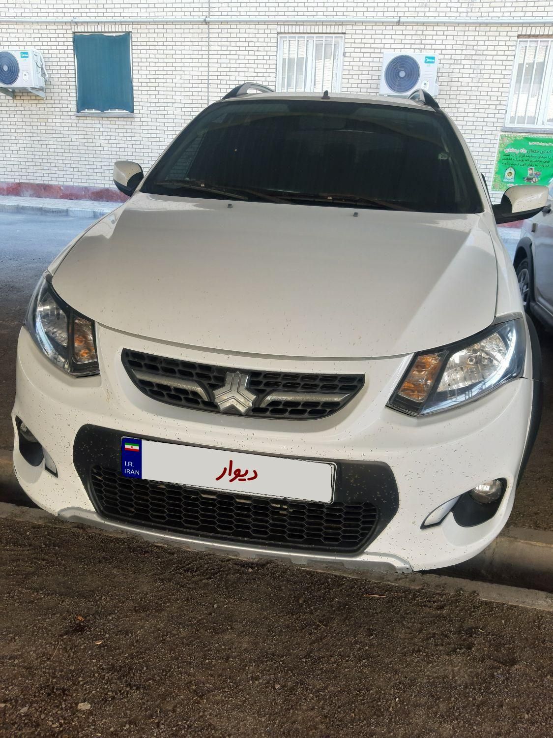 خودرو کوییک، R آگهی ann_18011071
