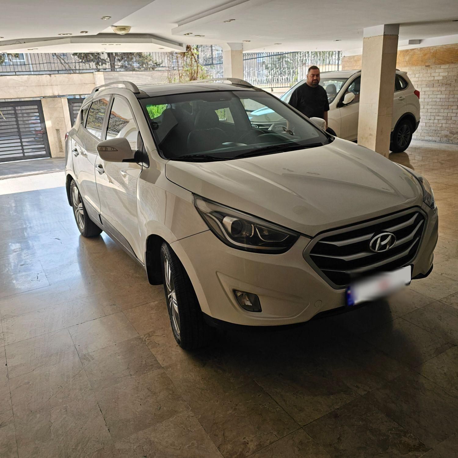 هیوندای توسان 2.4 لیتر - 2014