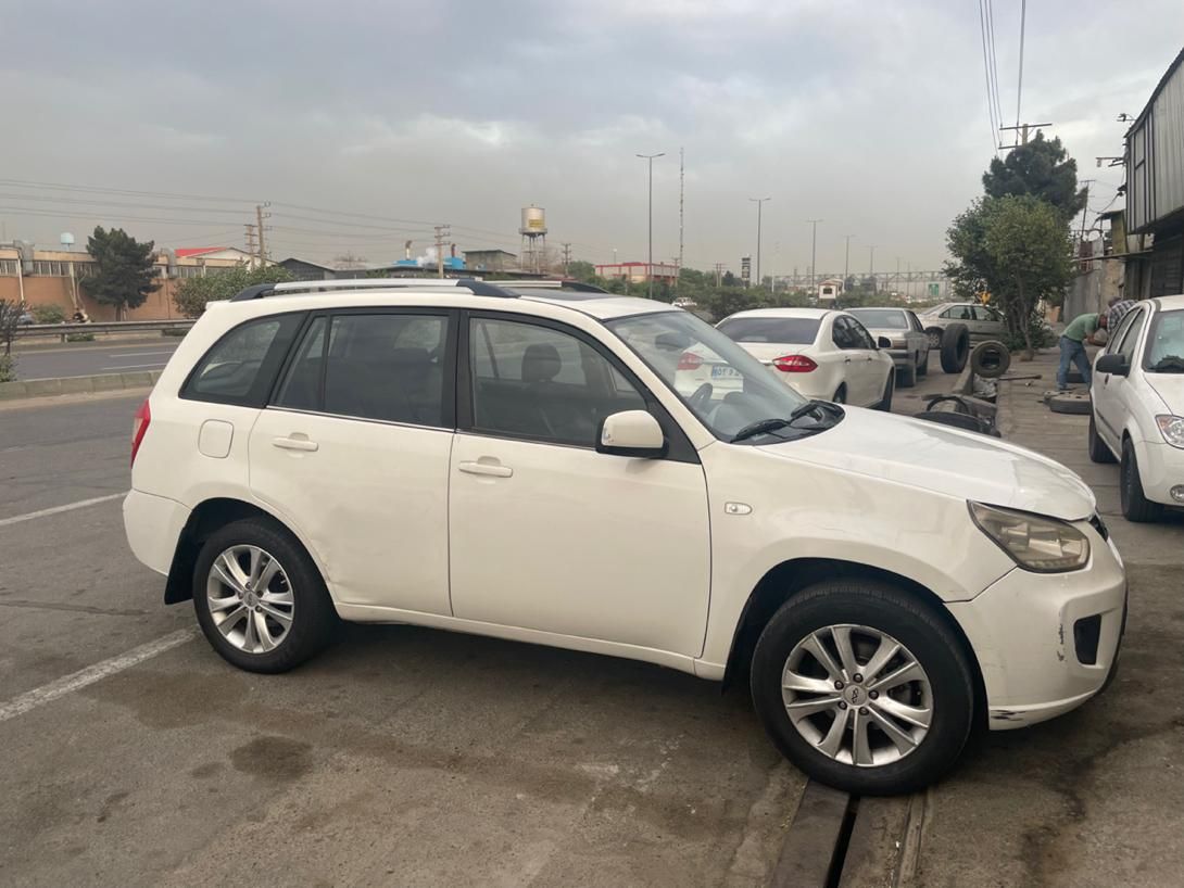 خودرو ام وی ام، X33 آگهی ann_18011460