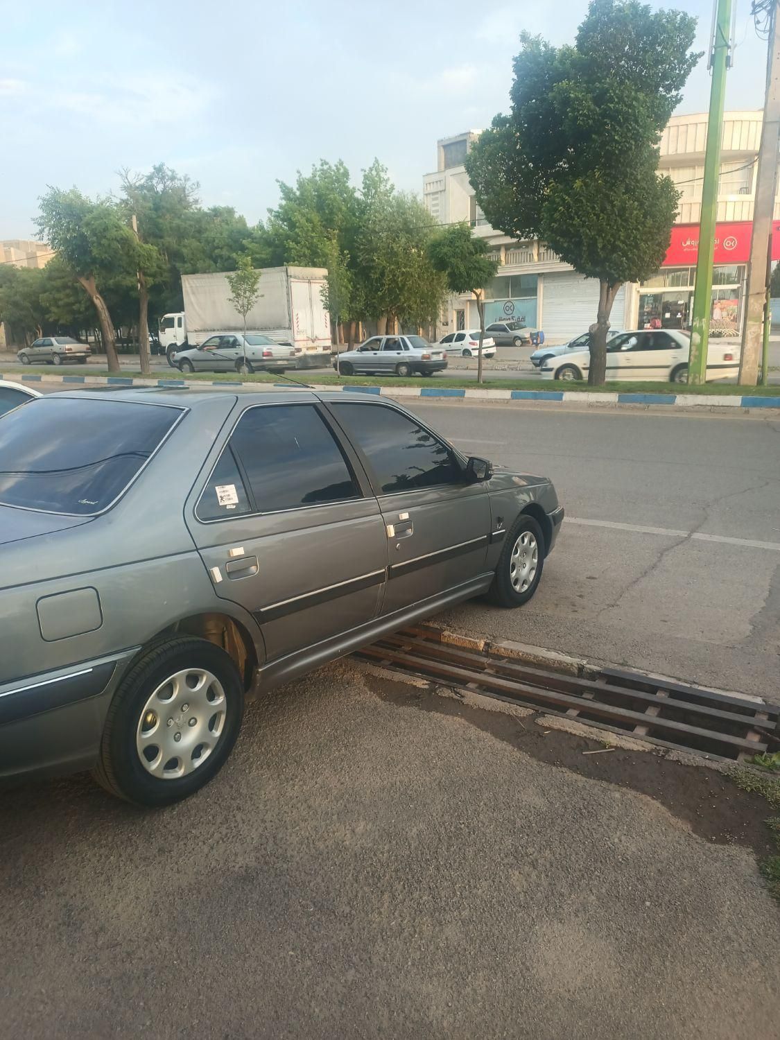 پژو پارس XU7ساده - 1388