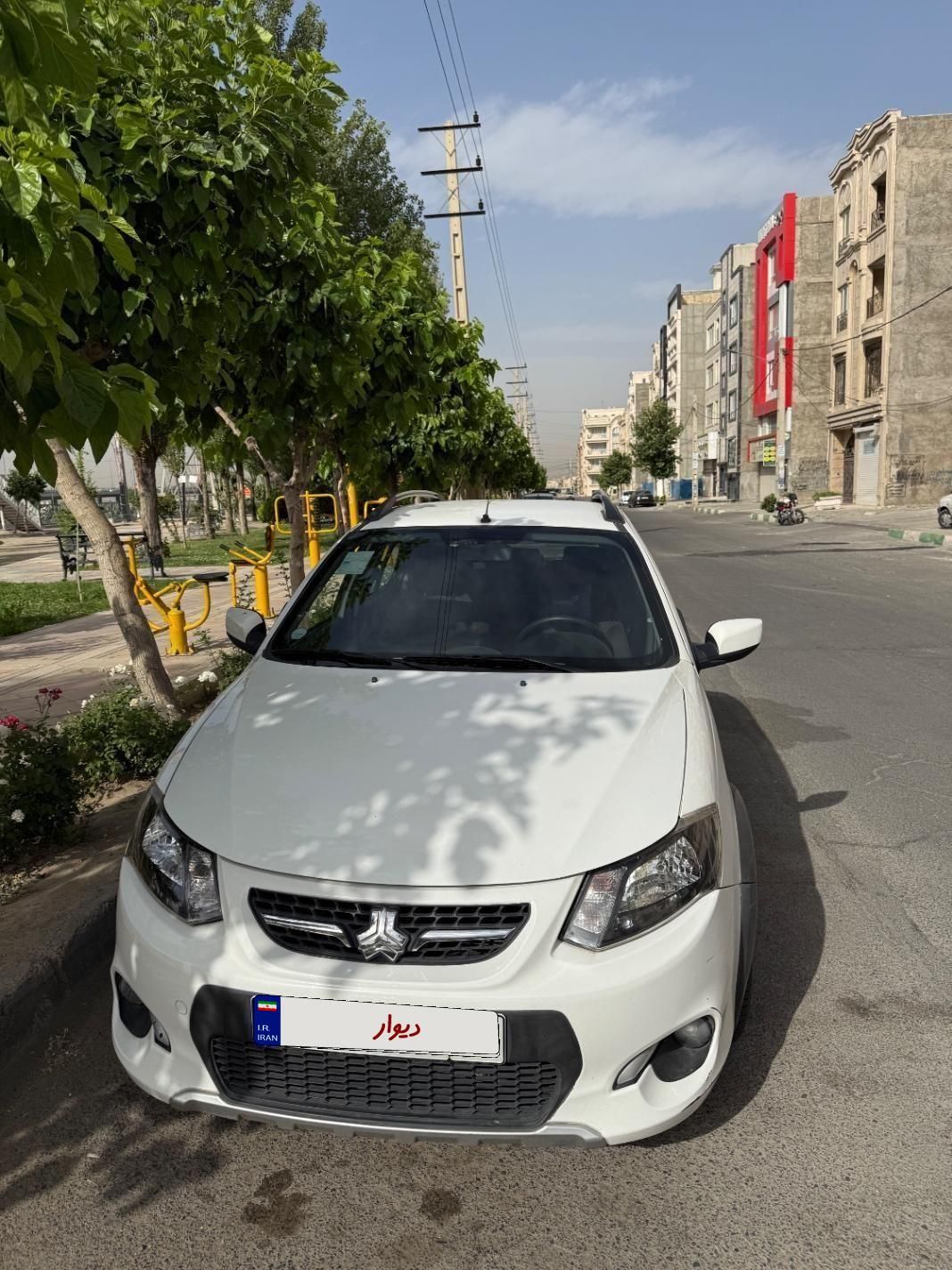 خودرو کوییک، دنده‌ای آگهی ann_18011779