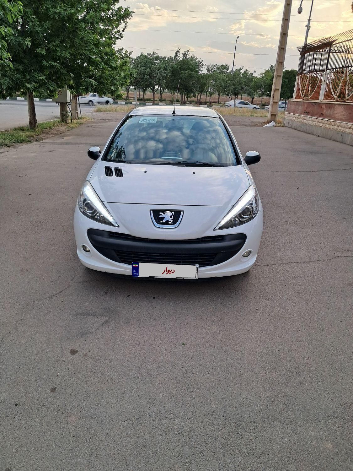 پژو 207 اتوماتیک - 1390