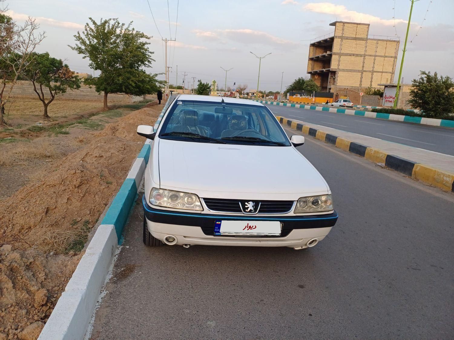 پژو 405 SLX بنزینی TU5 - 1396