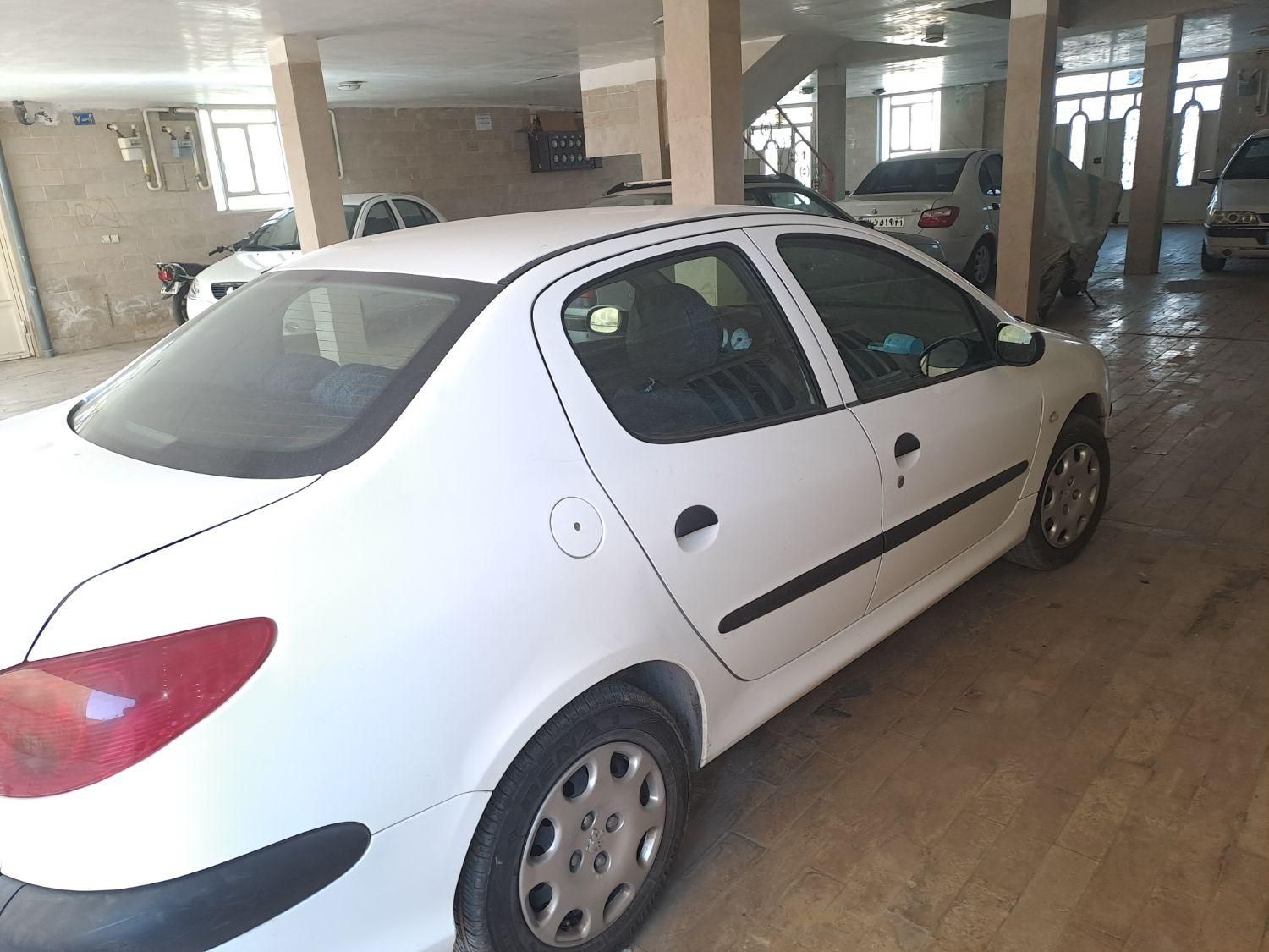 پژو 206 SD v8 - 1395
