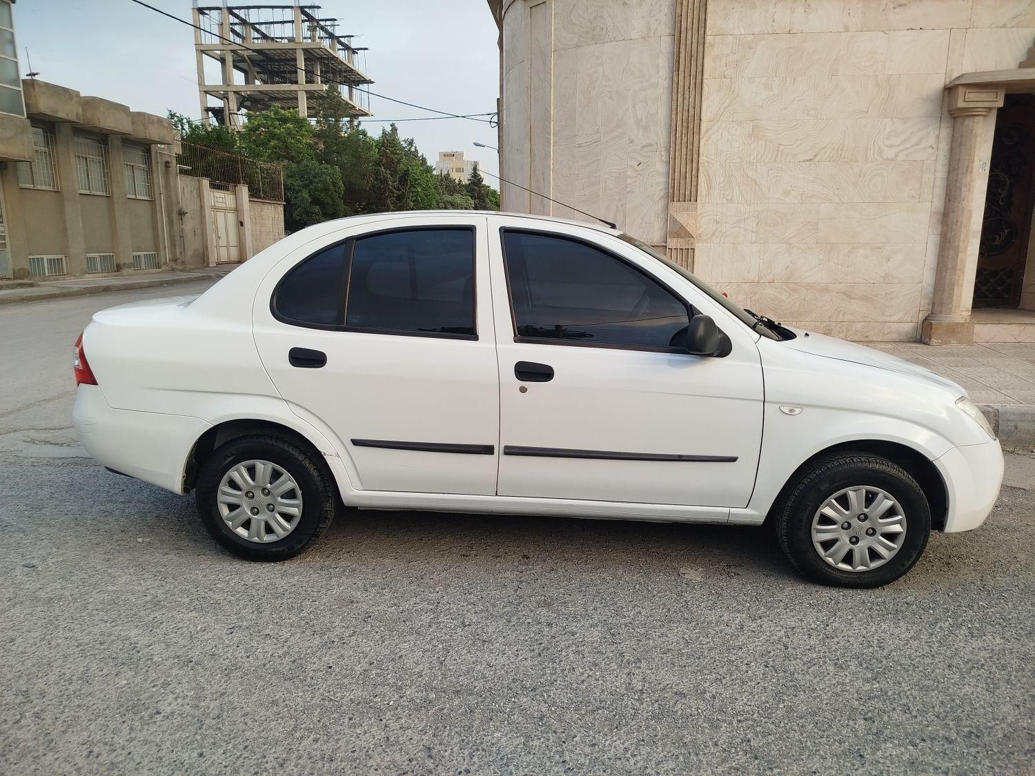 تیبا صندوق دار SX - 1399