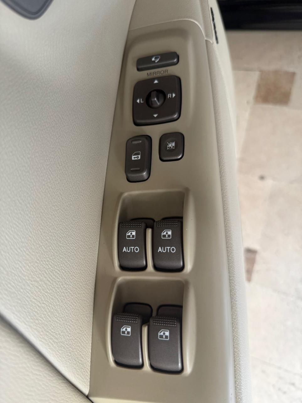 هیوندای آزرا (گرنجور) 3300cc - 2008