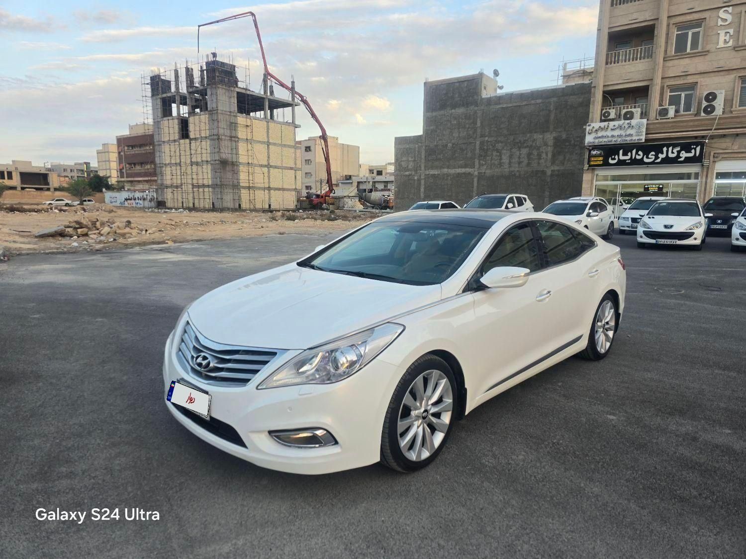 هیوندای آزرا (گرنجور) 3000cc - 2014