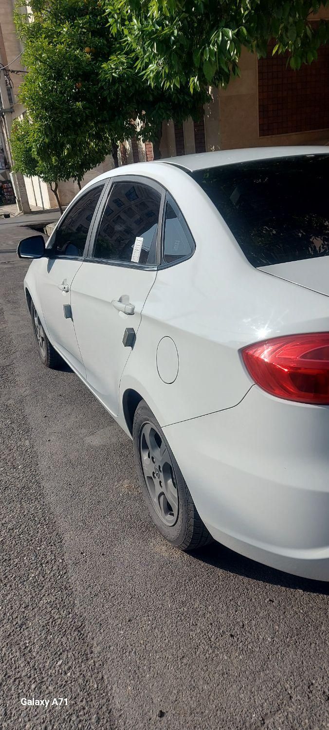 جک J4 اتوماتیک - 2023