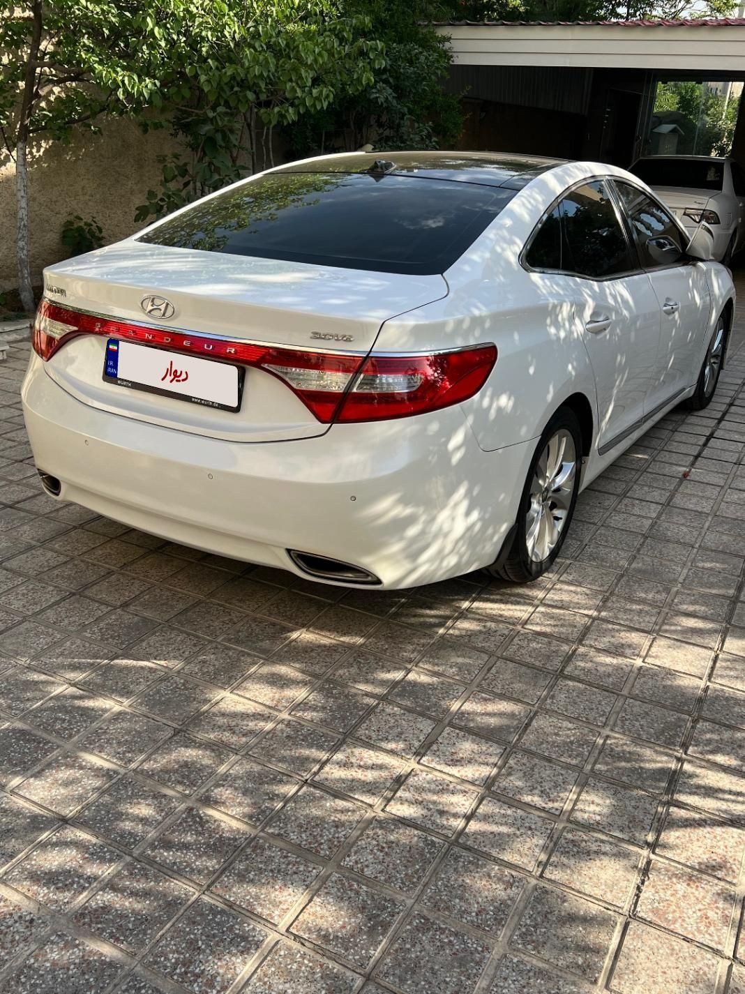 هیوندای آزرا (گرنجور) 3000cc - 2012