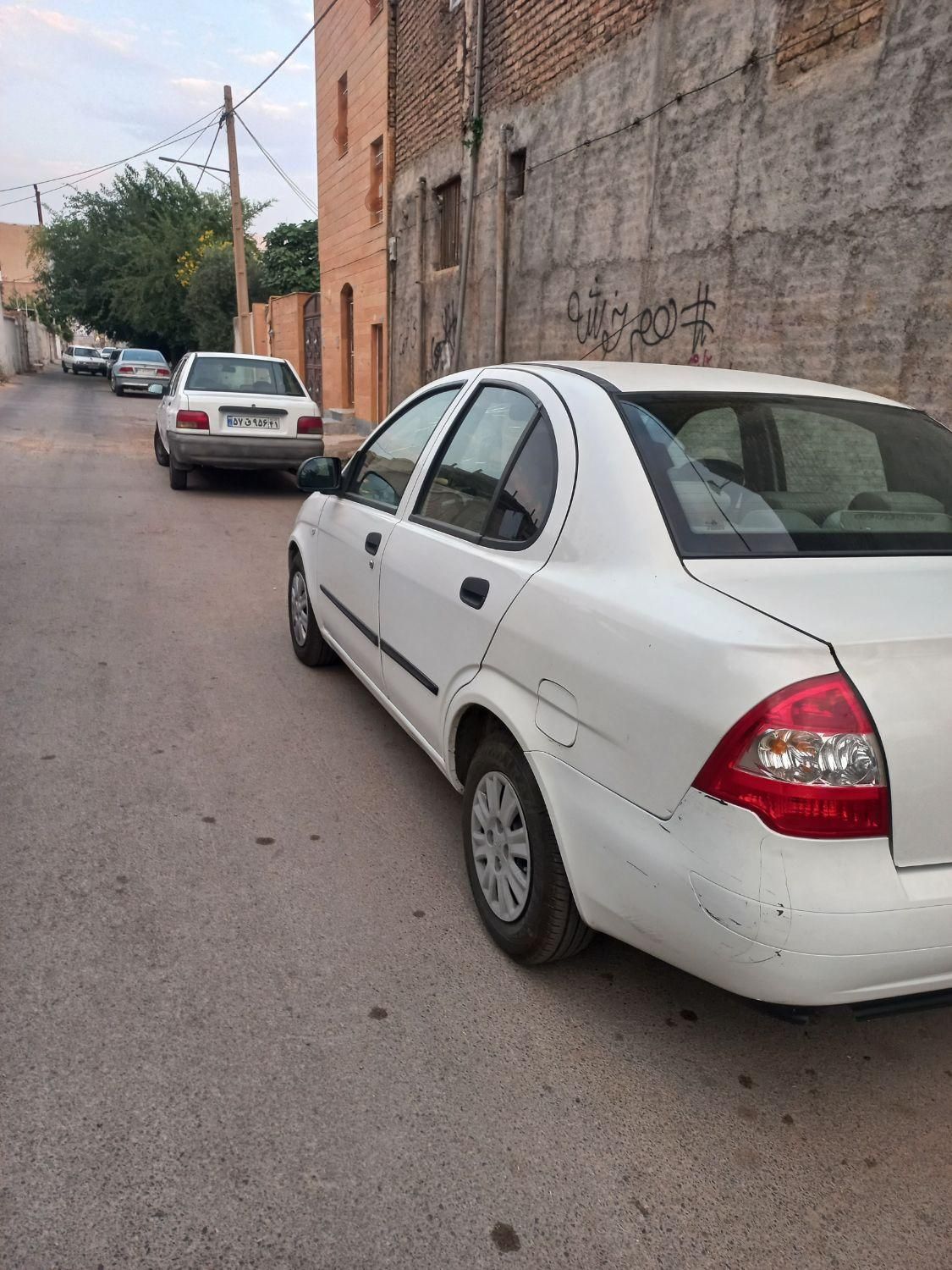 تیبا صندوق دار SX - 1400