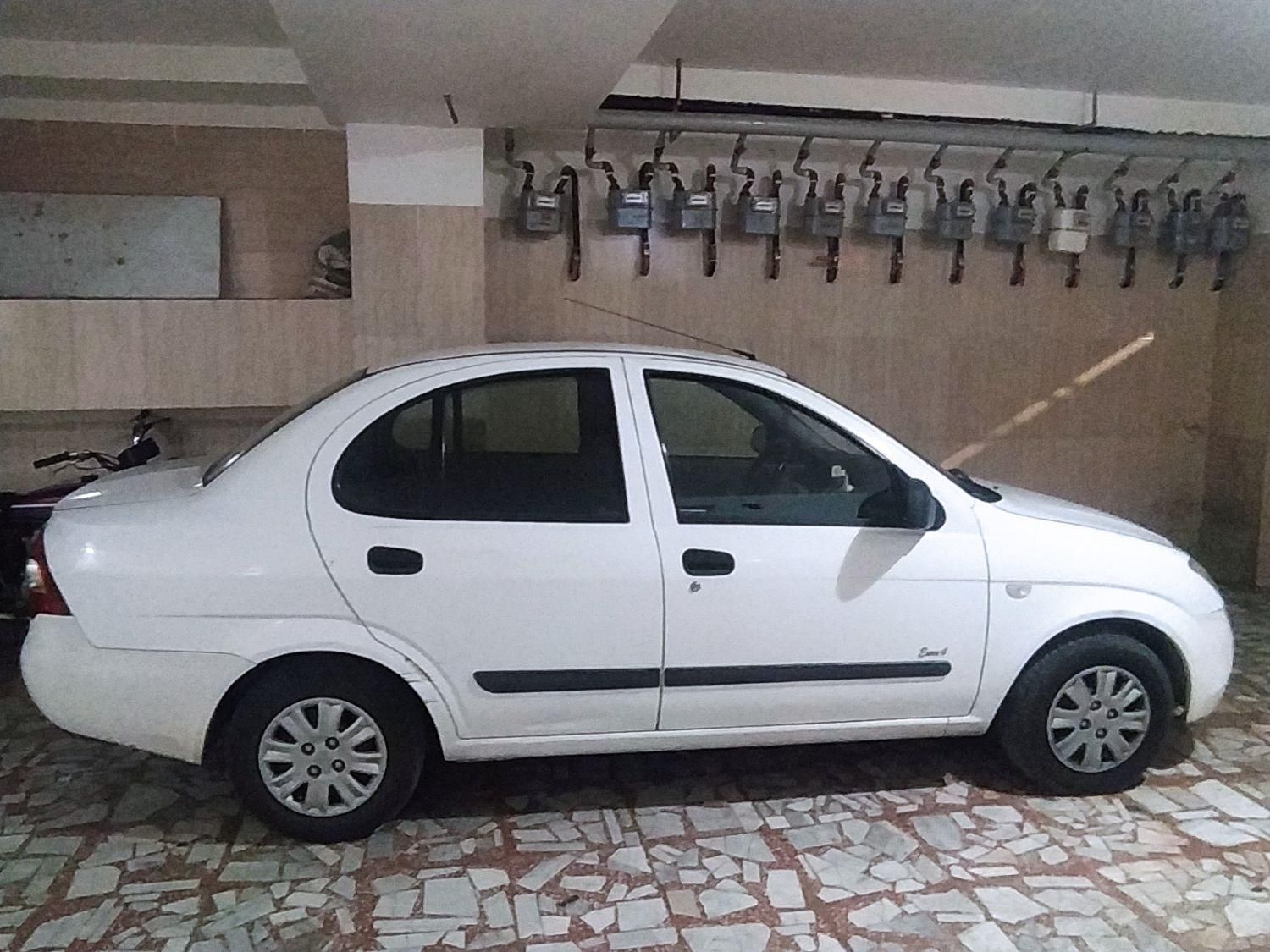 تیبا صندوق دار LX - 1392