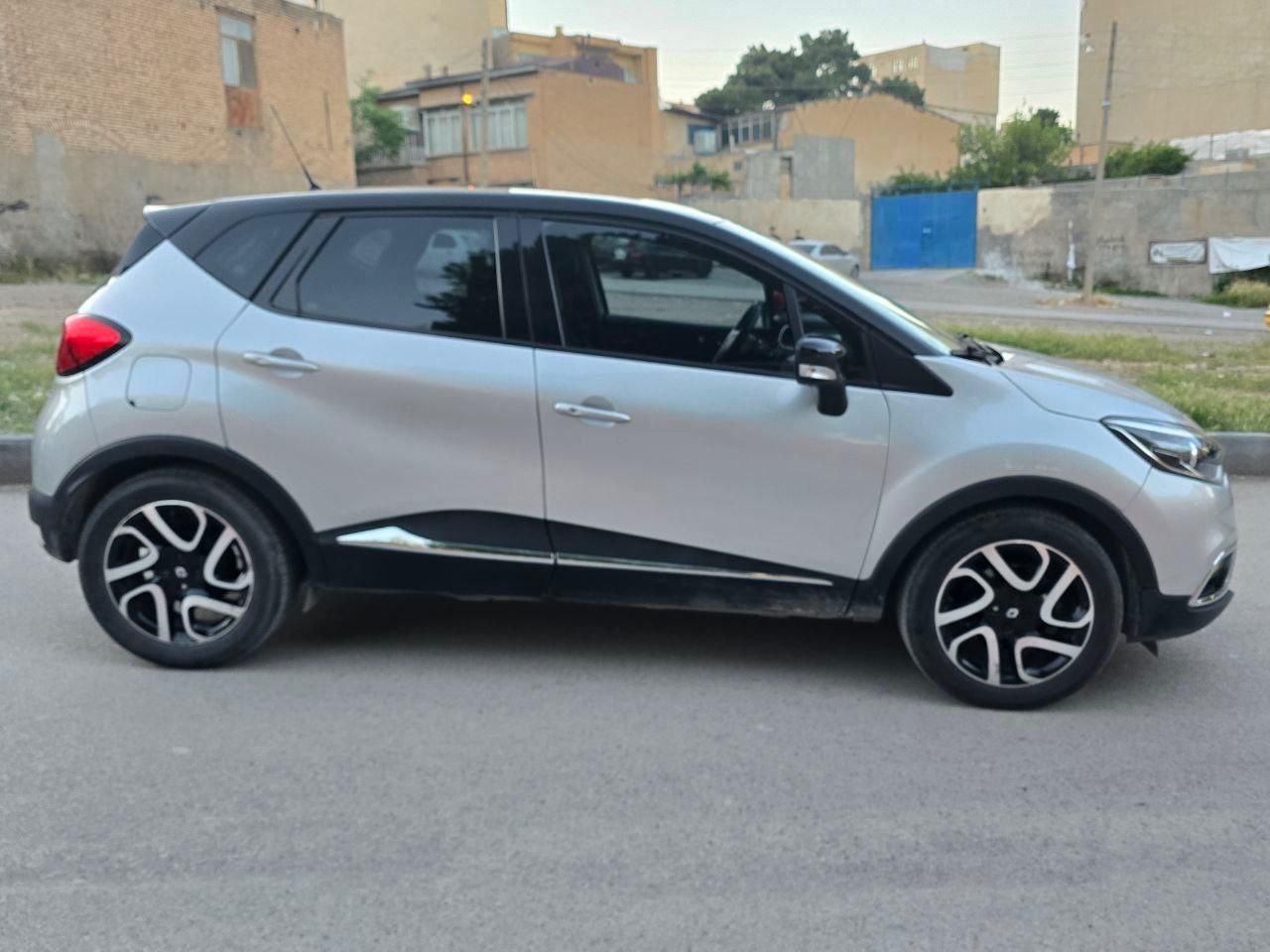 خودرو رنو، کپچر آگهی ann_18015678