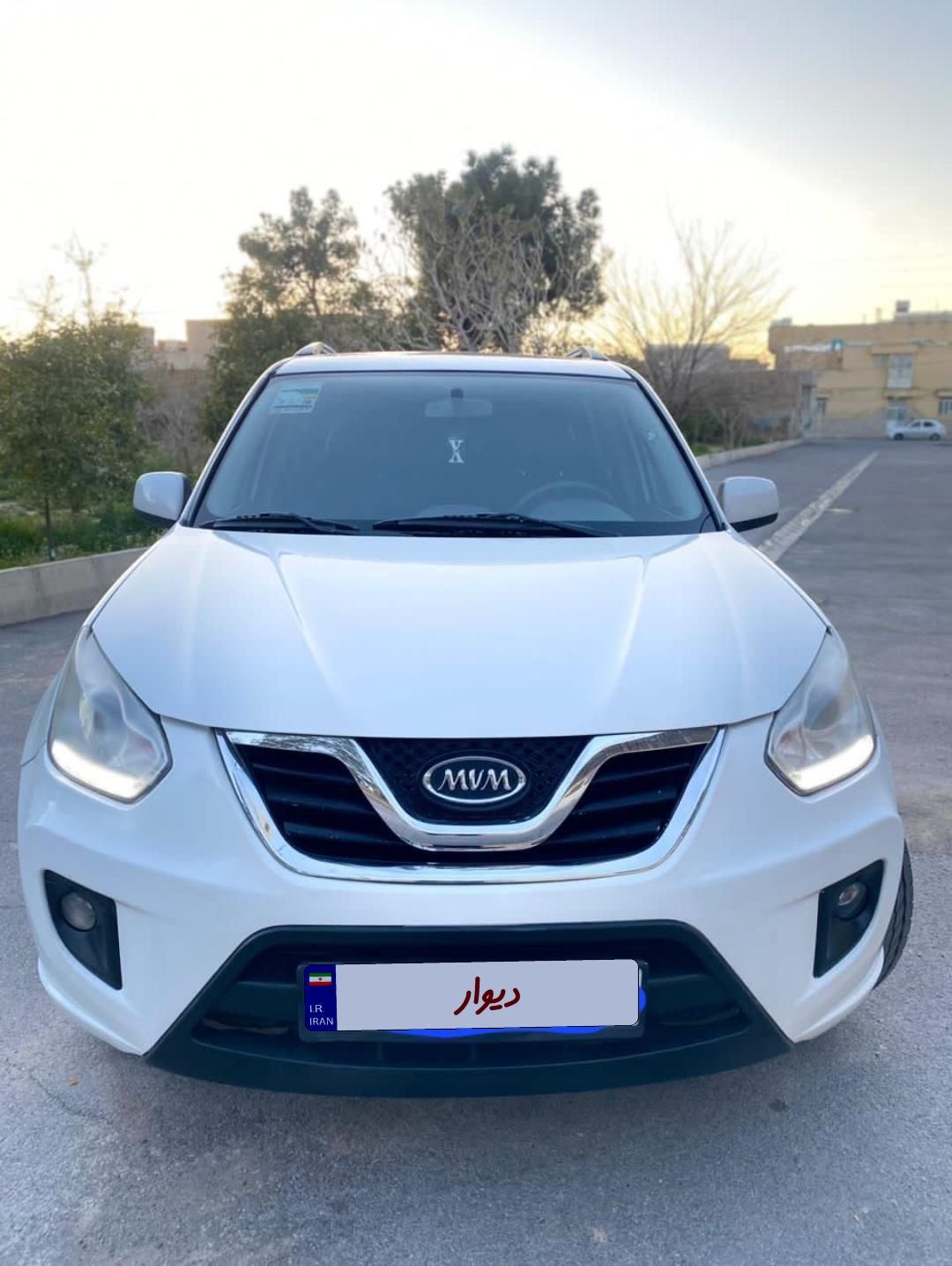 خودرو ام وی ام، X33 آگهی ann_18015740