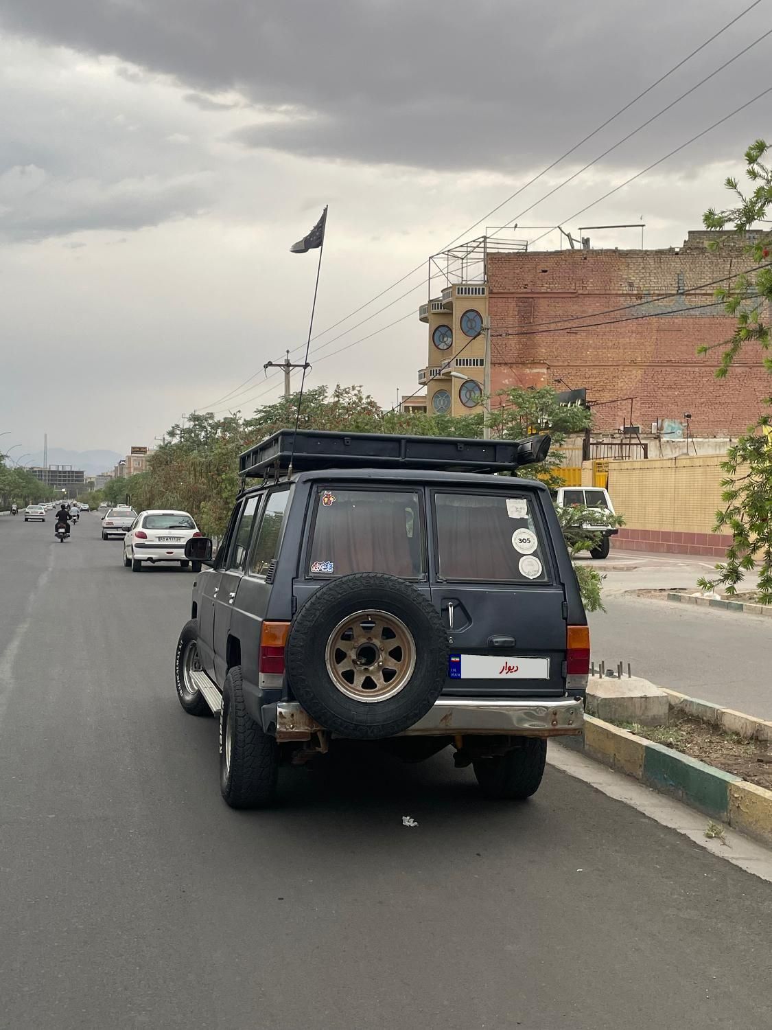 نیسان پاترول چهار درب 6 سیلندر - 1992