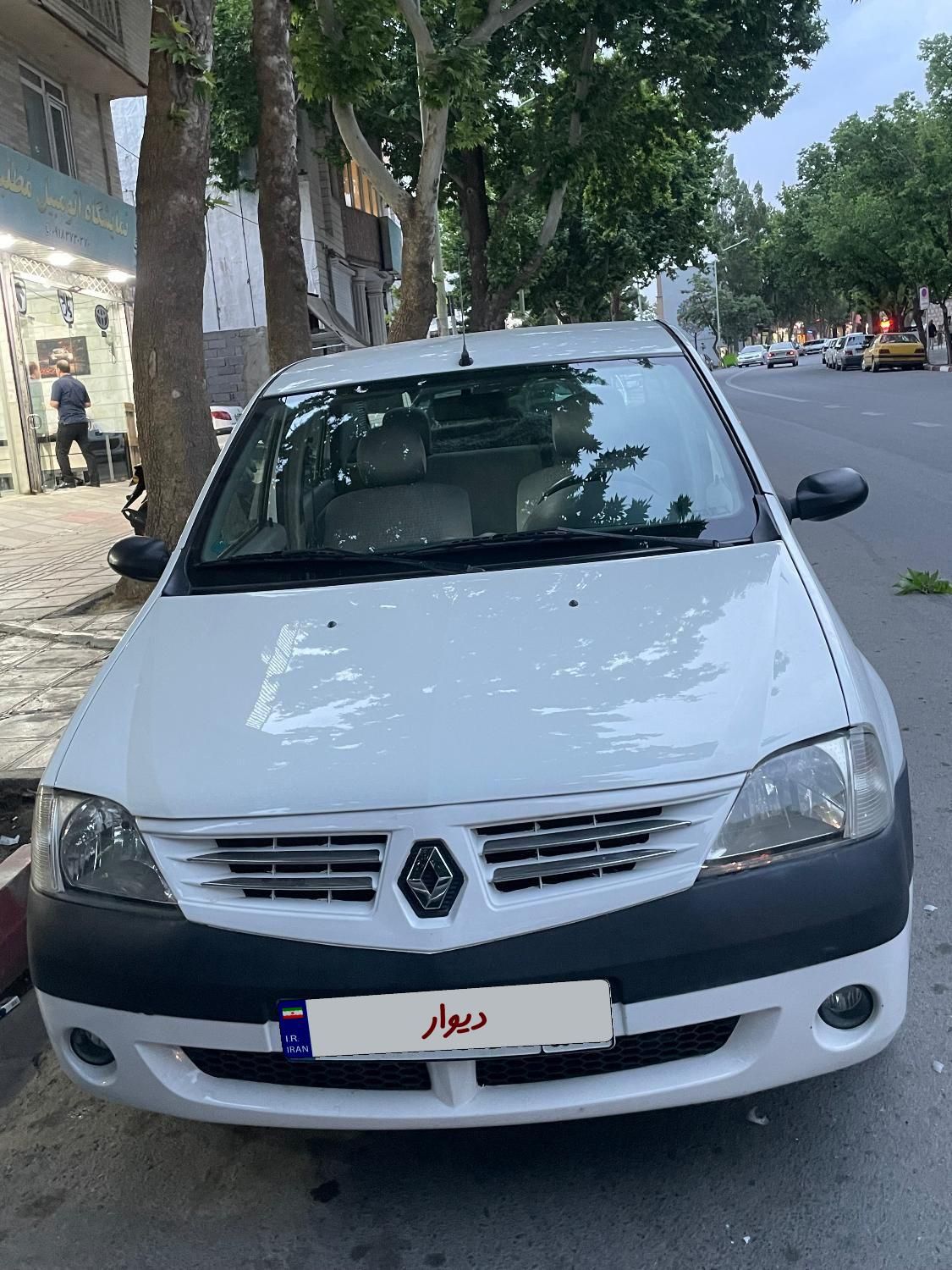 خودرو رنو، تندر 90 آگهی ann_18017092