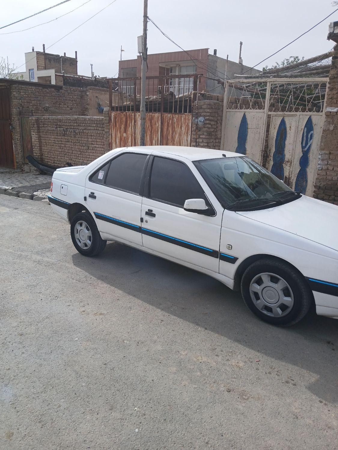 پژو 405 SLX بنزینی TU5 - 1393