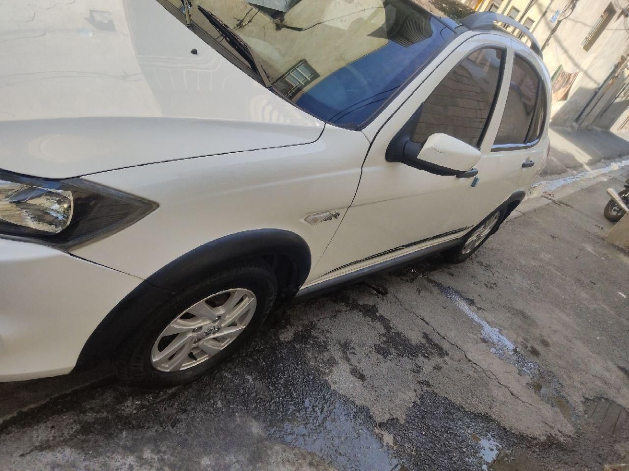 خودرو کوییک، R آگهی ann_18017799