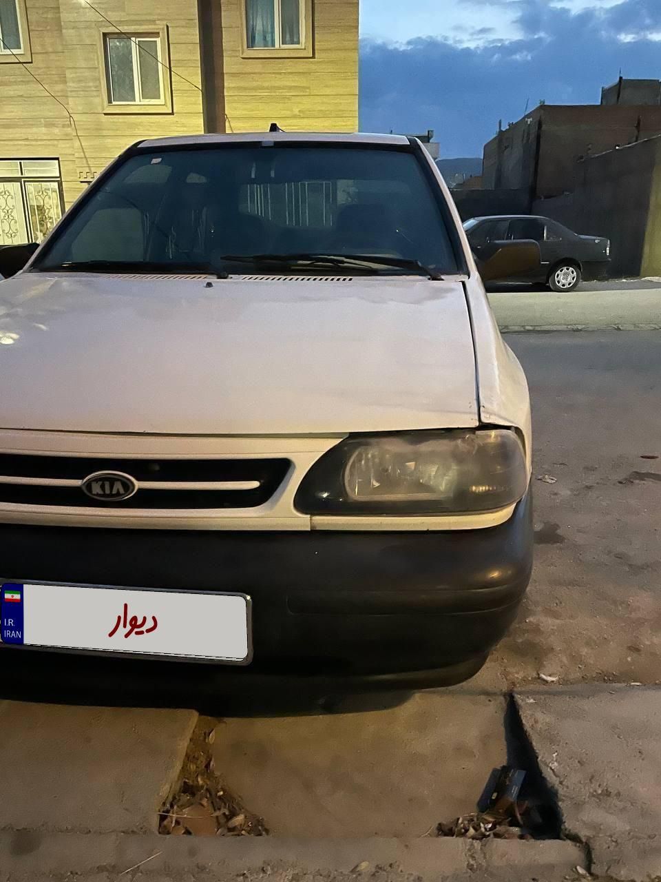 پراید صبا دنده‌ای - 1383