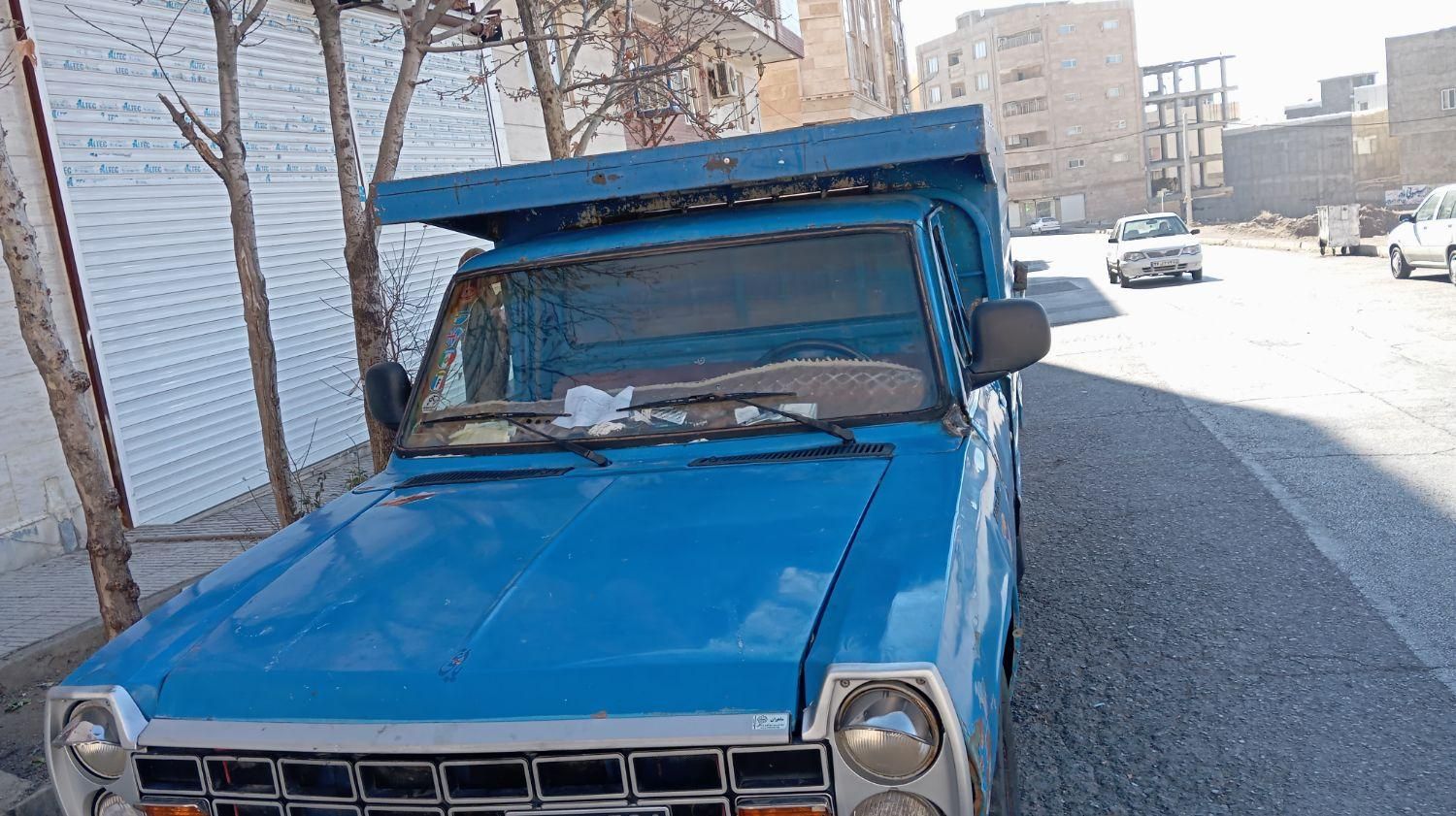 نیسان پاترول دو درب دنده‌ای - 2002