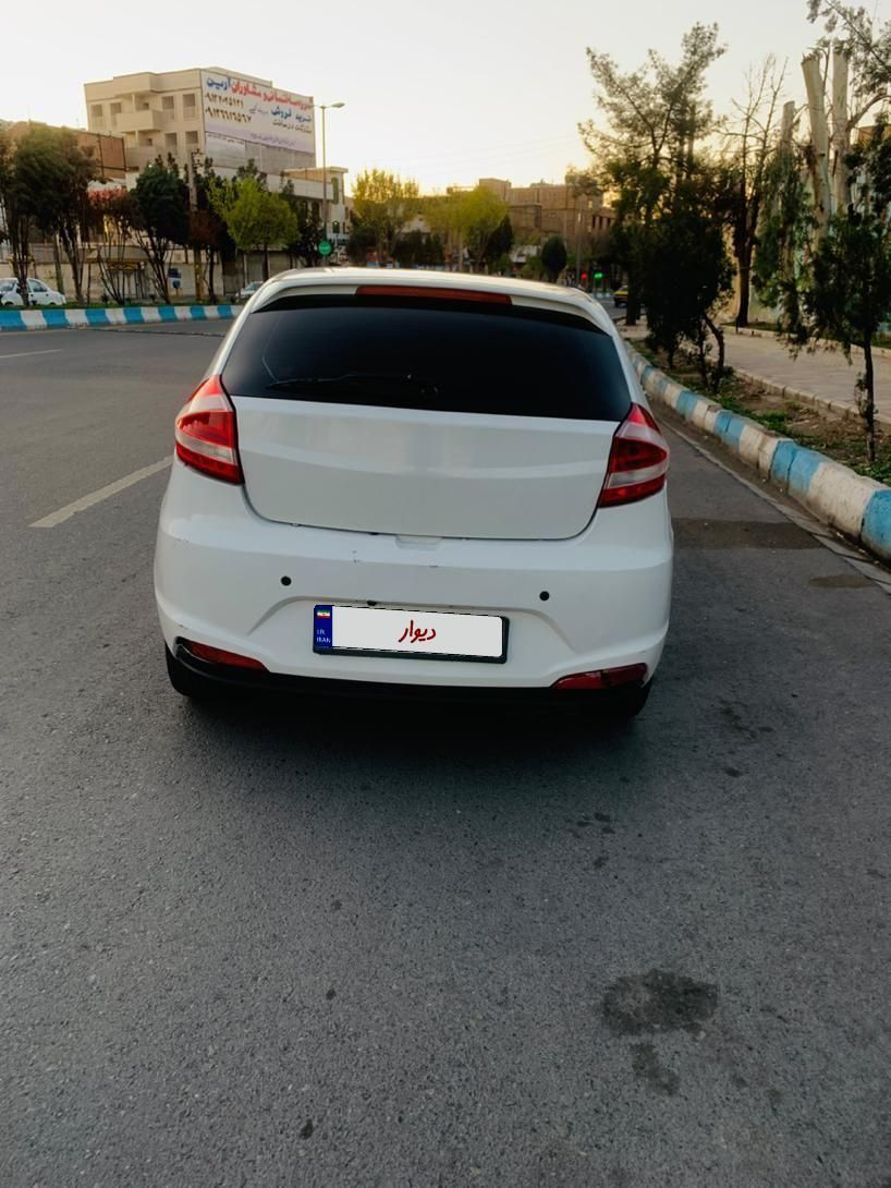 ام وی ام 315 هاچ بک اسپرت لاکچری - 2015